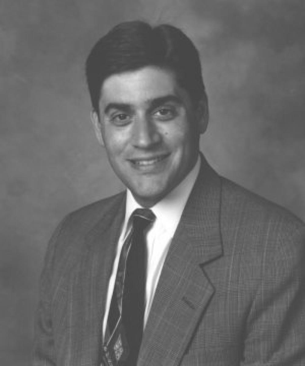Larry Frommer